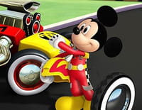Mickey et ses amis : top départ ! : La journée perfecto de Mickey. - La grande course de voitures