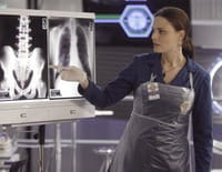 Bones : De corporis fabrica