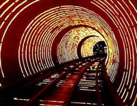 En zone dangereuse : Tunnels en zone dangereuse