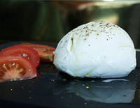 Mozzarella, le business de l'or blanc