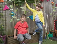 Topsy et Tim : Grandir comme les tournesols