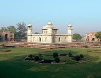 Architectures : Itimad Ud Daula, le mausolée moghol