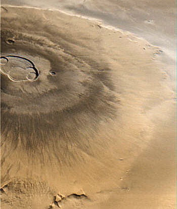 le mont olympe culmine à 27 kilomètres d'altitude.