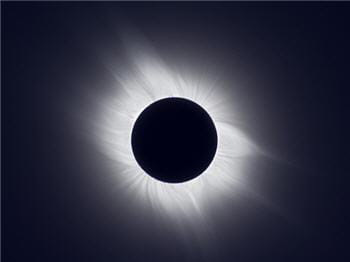 la dernière éclipse solaire totale en france date du mois d'août 1999.