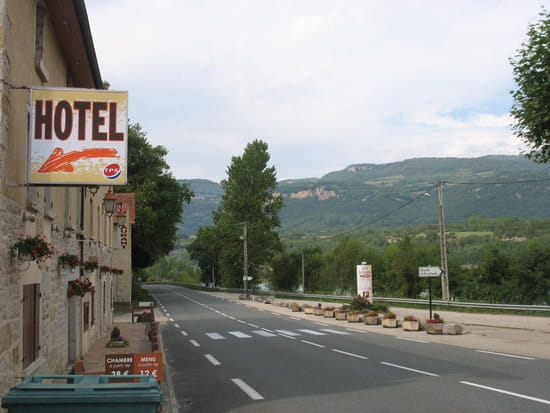 Hotel Restaurant La Source Porcieu Hotel Restaurant La Source Porcieu