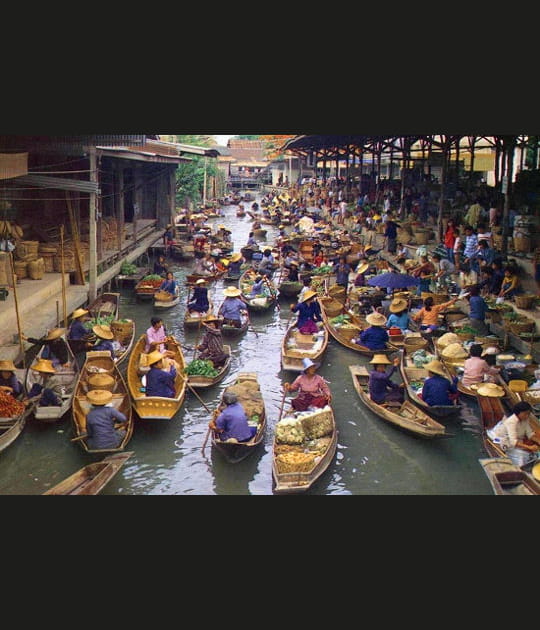 Les march&eacute;s flottants de Bangkok