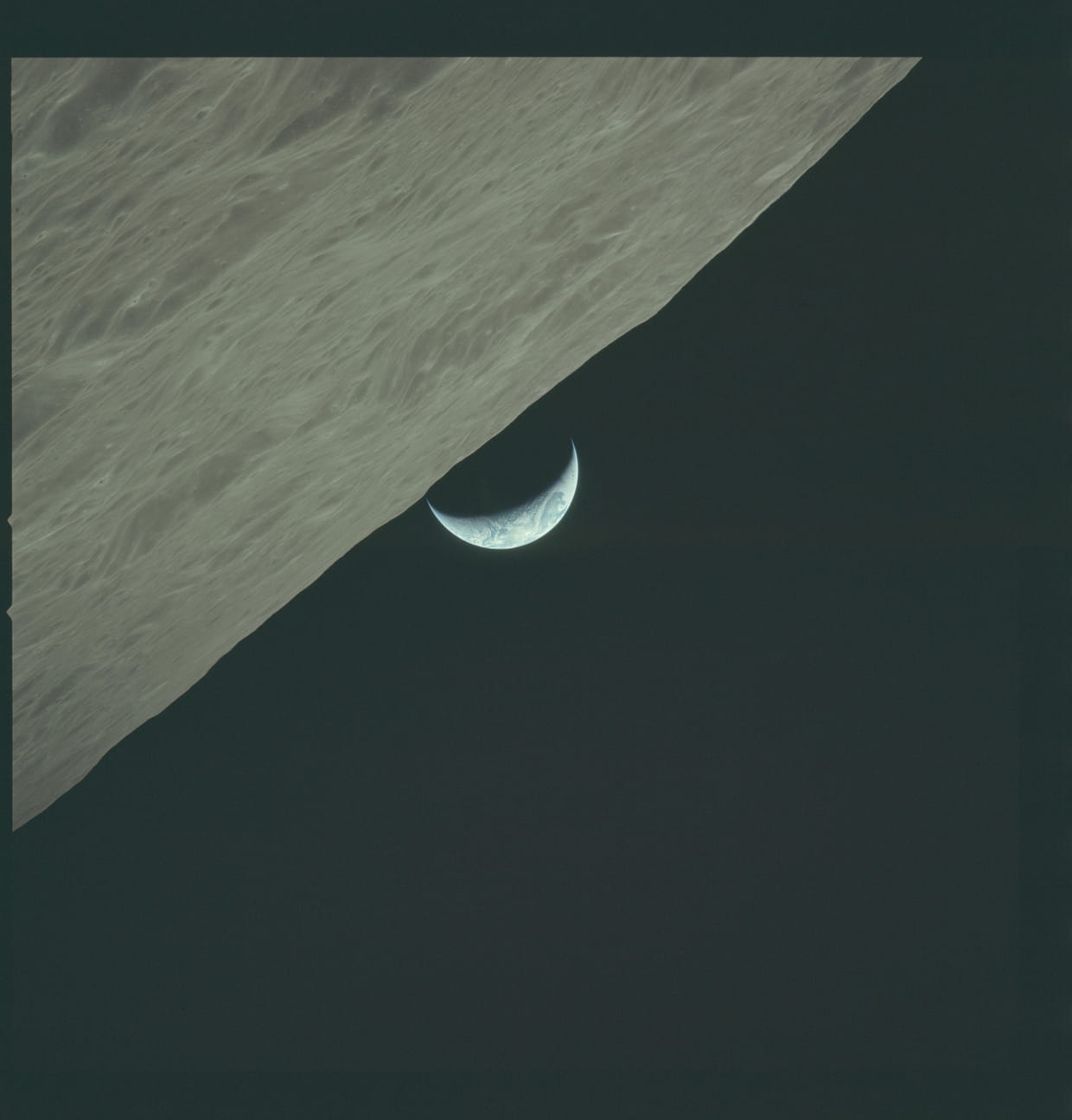 A la surface lunaire