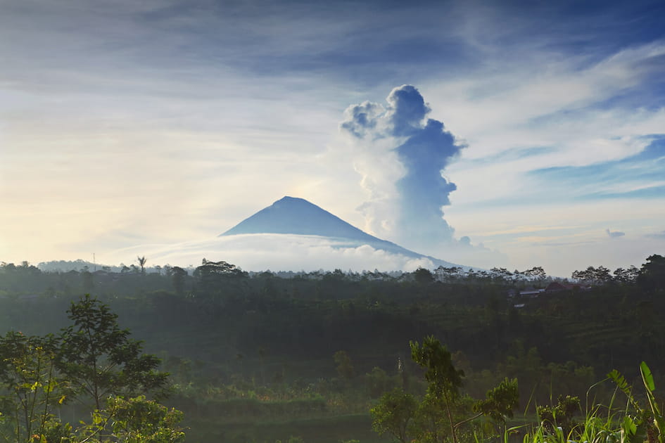 Le mont Agung &agrave; Bali