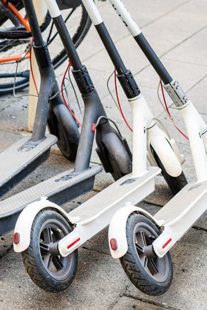 Des &eacute;quipements obligatoires sur les trottinettes