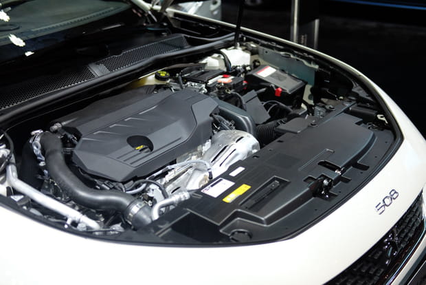 Quels moteurs sur cette Peugeot 508 SW ?