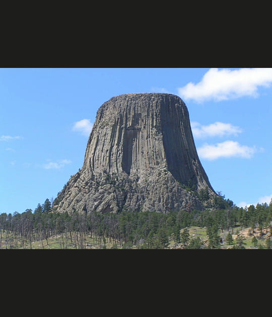 Devils Tower, un monolithe du troisi&egrave;me type