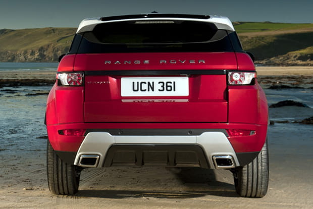 L'arrière de l'Evoque ne fait pas dans la finesse