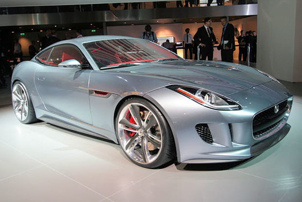 Jaguar CX-16 : Porsche en ligne de mire