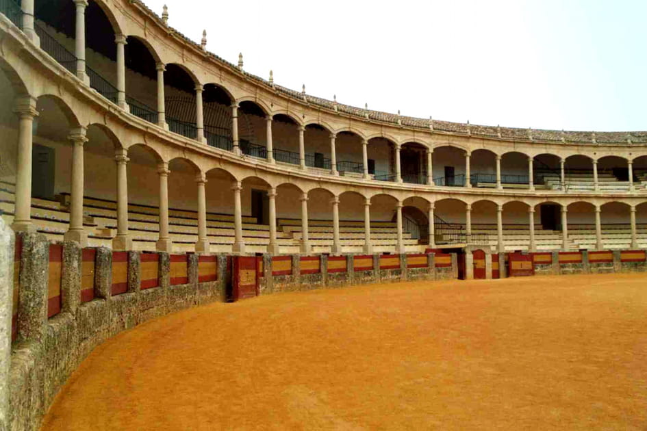 Les ar&egrave;nes andalouses
