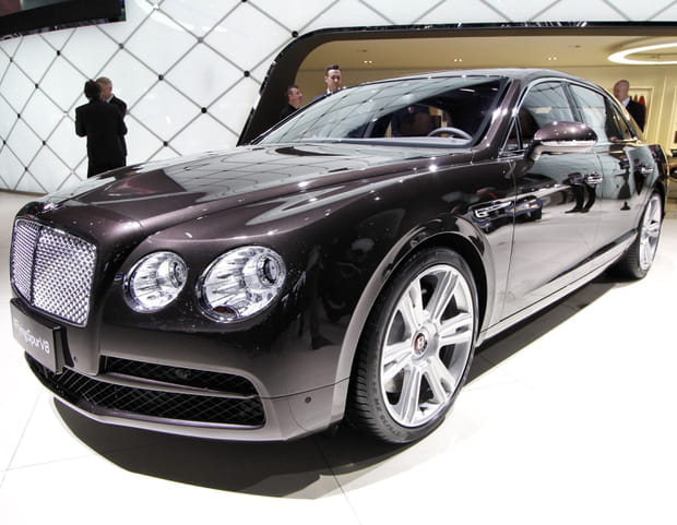 Bentley FlyingSpur V8