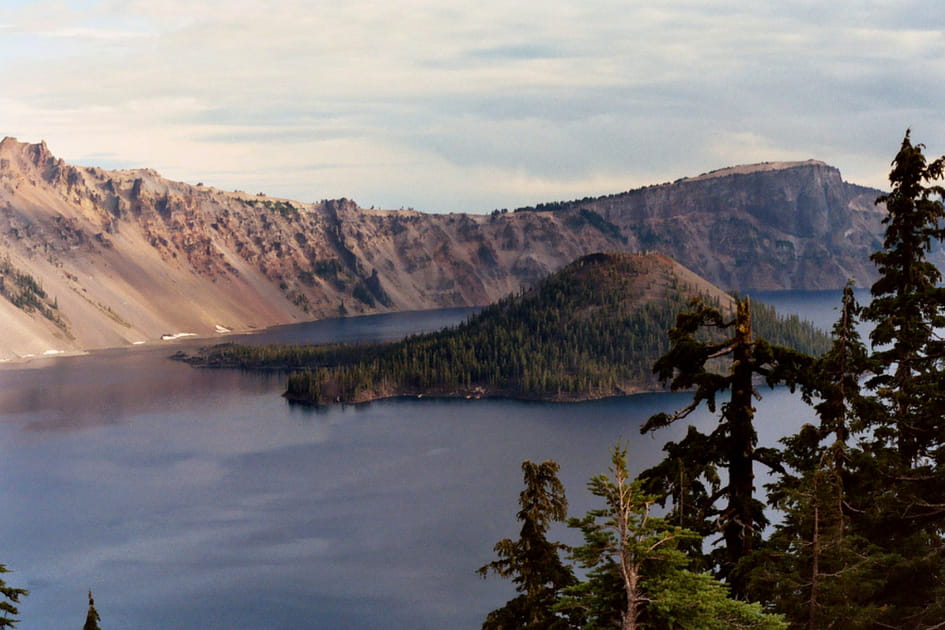 L'&icirc;le Wizard au coeur du volcan