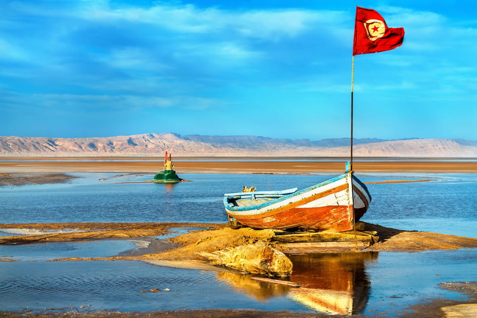 Chott el-J&eacute;rid, l'incroyable lac sal&eacute; du d&eacute;sert tunisien