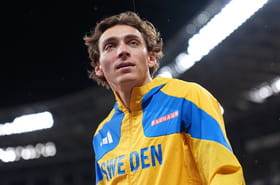 Armand Duplantis encha&icirc;ne les records du monde et re&ccedil;oit un pactole &agrave; chaque fois