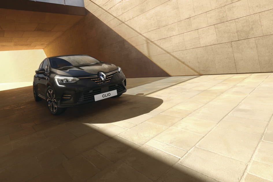 La Renault Clio restyl&eacute;e se d&eacute;voile