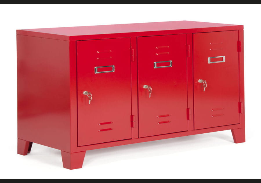 Une armoire industrielle