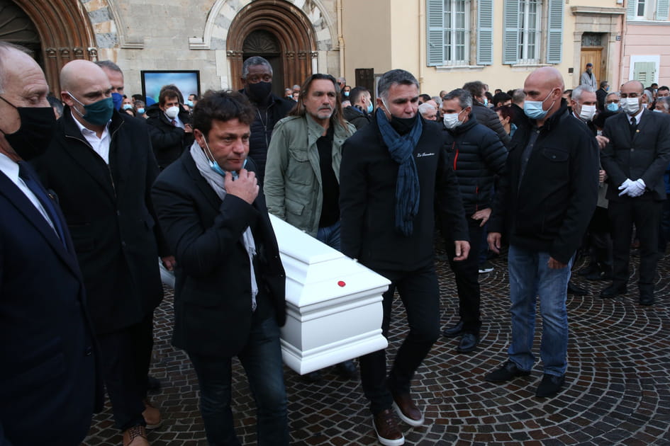 Immense &eacute;motion aux obs&egrave;ques de Christophe Dominici