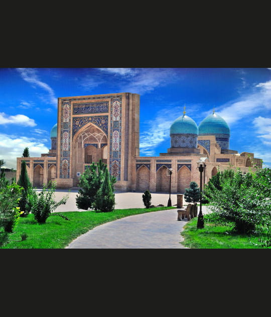 La place Khasti Imam &agrave; Tachkent