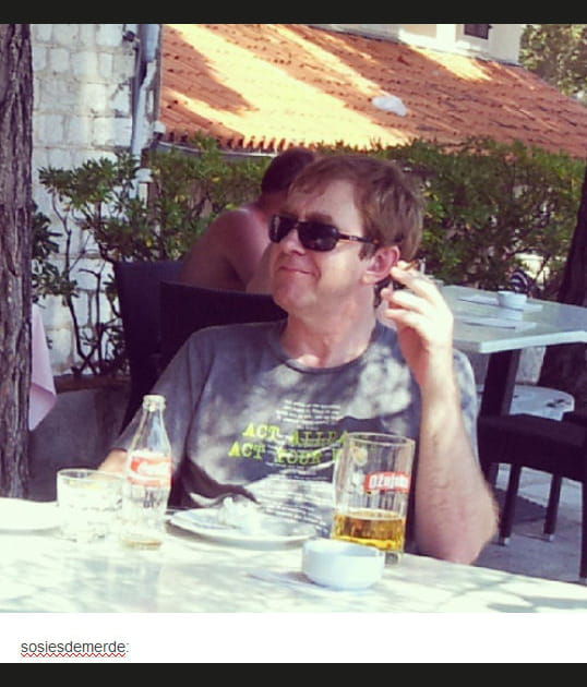 Encore un sosie d'Elton John