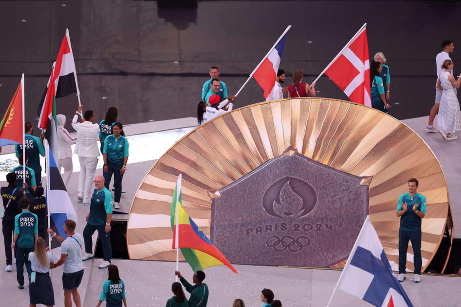 La m&eacute;daille au centre