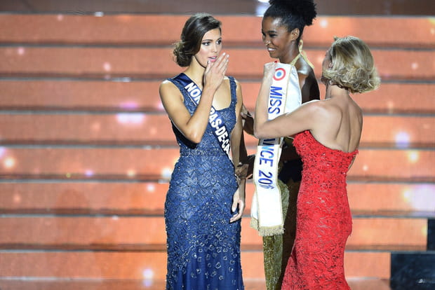 Les piercings et tatouages sont-ils autorisés ?