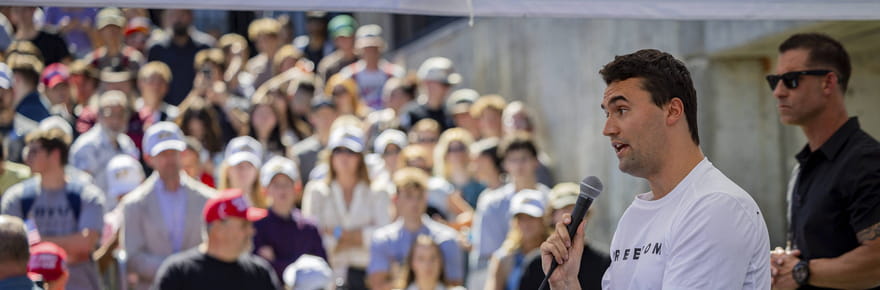 Mort de Charlie Kirk&nbsp;: les images vid&eacute;o de son assassinat, choquantes et si significatives