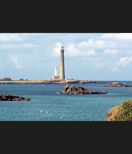 Le phare de l'&icirc;le Vierge &agrave; Plougerneau