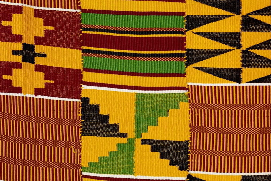 Les collections de textiles et de parures