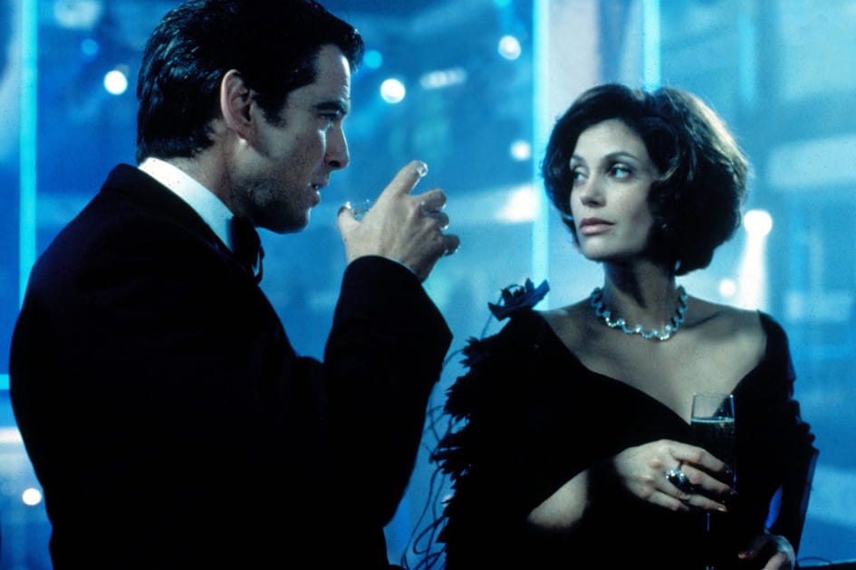 Teri Hatcher dans &quot;Demain ne meurt jamais&quot;