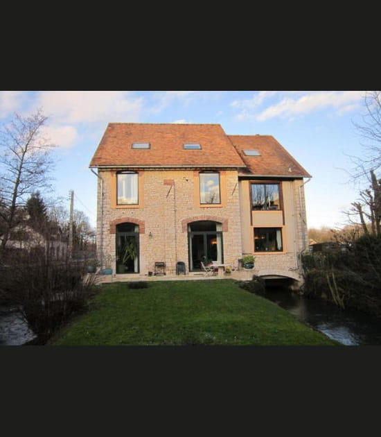 Un moulin transform&eacute; en loft &agrave; Pers-en-G&acirc;tinais (45)
