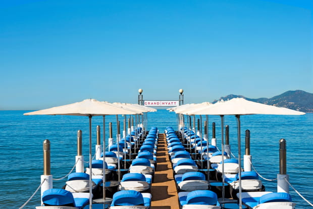 L'hôtel Martinez Hyatt, idéal pour un bain de soleil pieds nus dans le sable