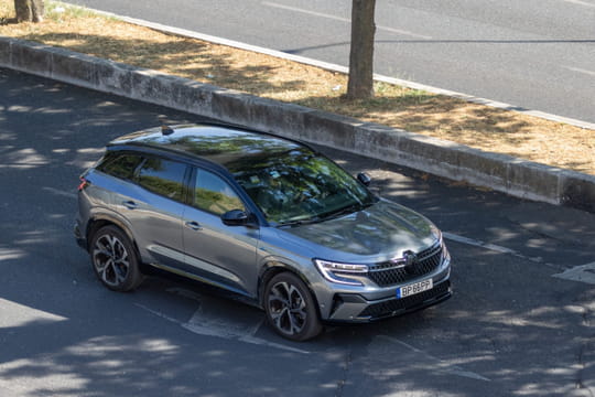 Renault rappelle des nouveaux mod&egrave;les&nbsp;: il est urgent d'agir si vous roulez en Captur, M&eacute;gane, Scenic ou Austral
