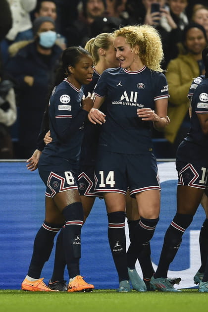 &quot;L'autre pute, elle sera titulaire&quot;