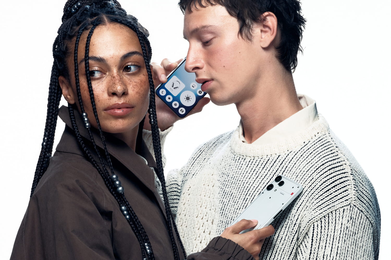 Nothing Phone (3a) Lite : Nothing mise sur l'essentiel pour dévoiler un smartphone à l'excellent rapport qualité/prix