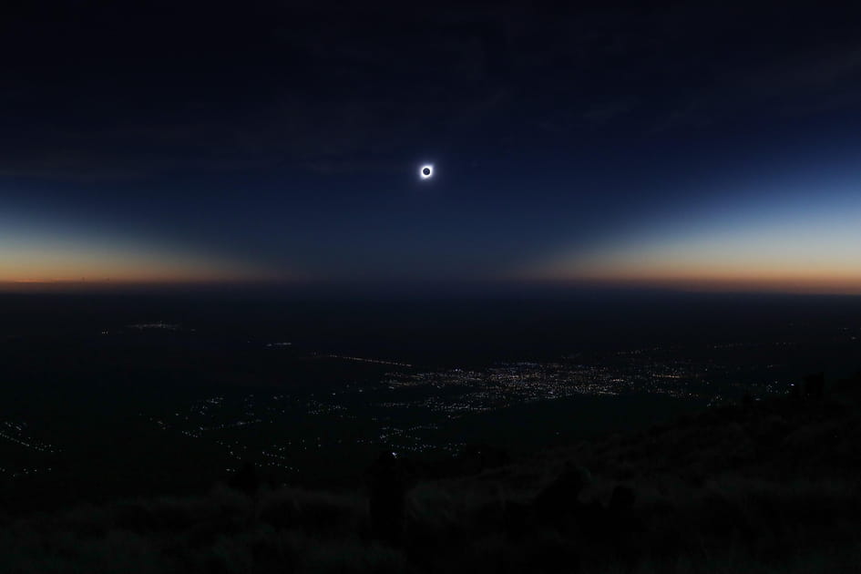 Vue de l'&eacute;clipse solaire totale depuis Merlo en Argentine