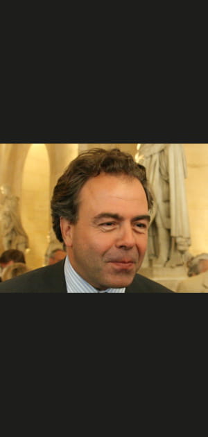 Luc Chatel, boursicote au Cr&eacute;dit Agricole