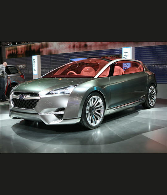 Subaru Hybrid Tourer Concept