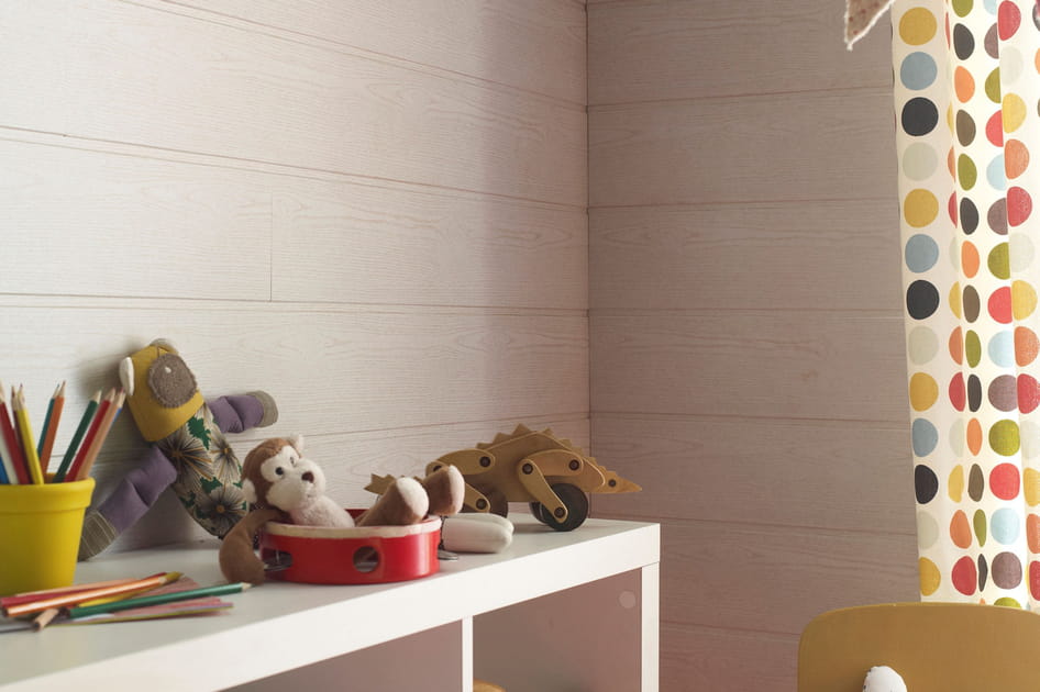 Dans une chambre d'enfant