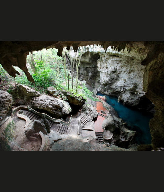 La grotte des Tres Ojos de Saint-Domingue