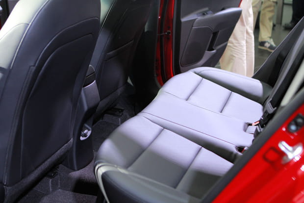 De la place à l'arrière