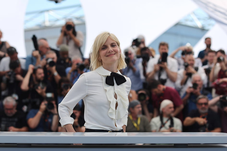 Une M&eacute;lanie Laurent tr&egrave;s sage &agrave; Cannes jeudi