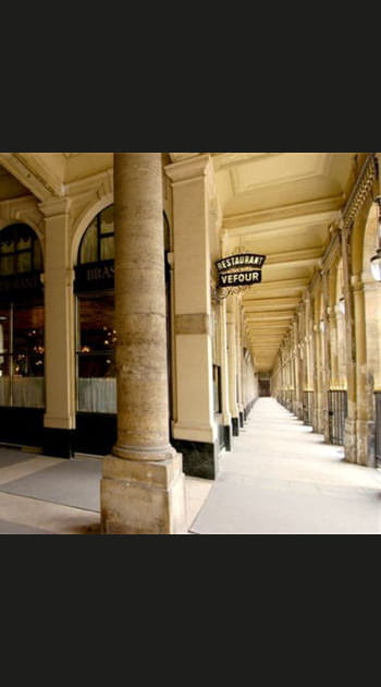 Le Grand V&eacute;four dans les jardins du Palais-Royal