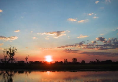 coucher de soleil dans le parc du kakadu 