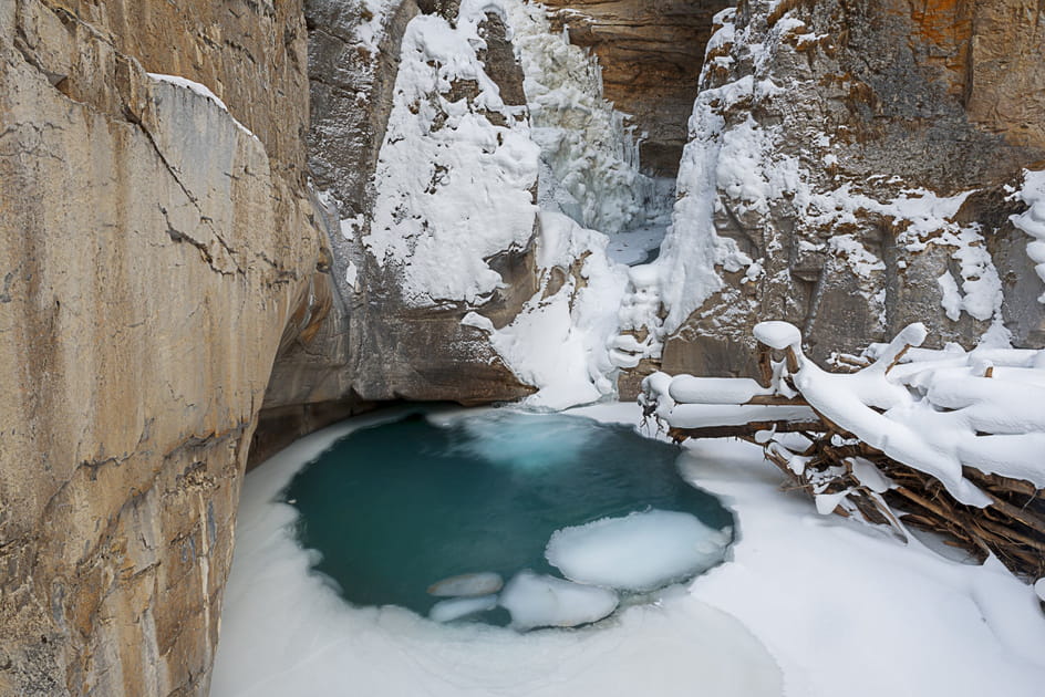 Randonn&eacute;e glaciaire dans le Johnston Canyon