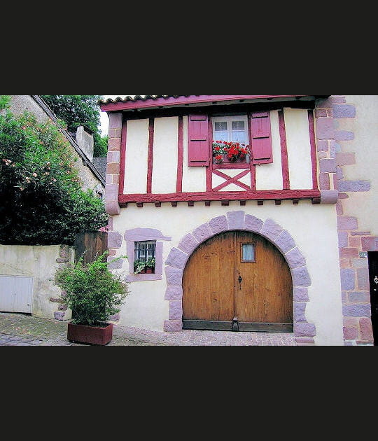 Architecture basque