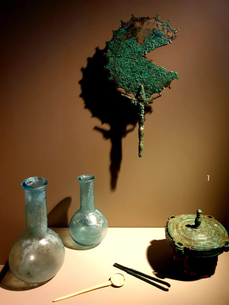 Parfums et onguents du 1er siècle après J.C.